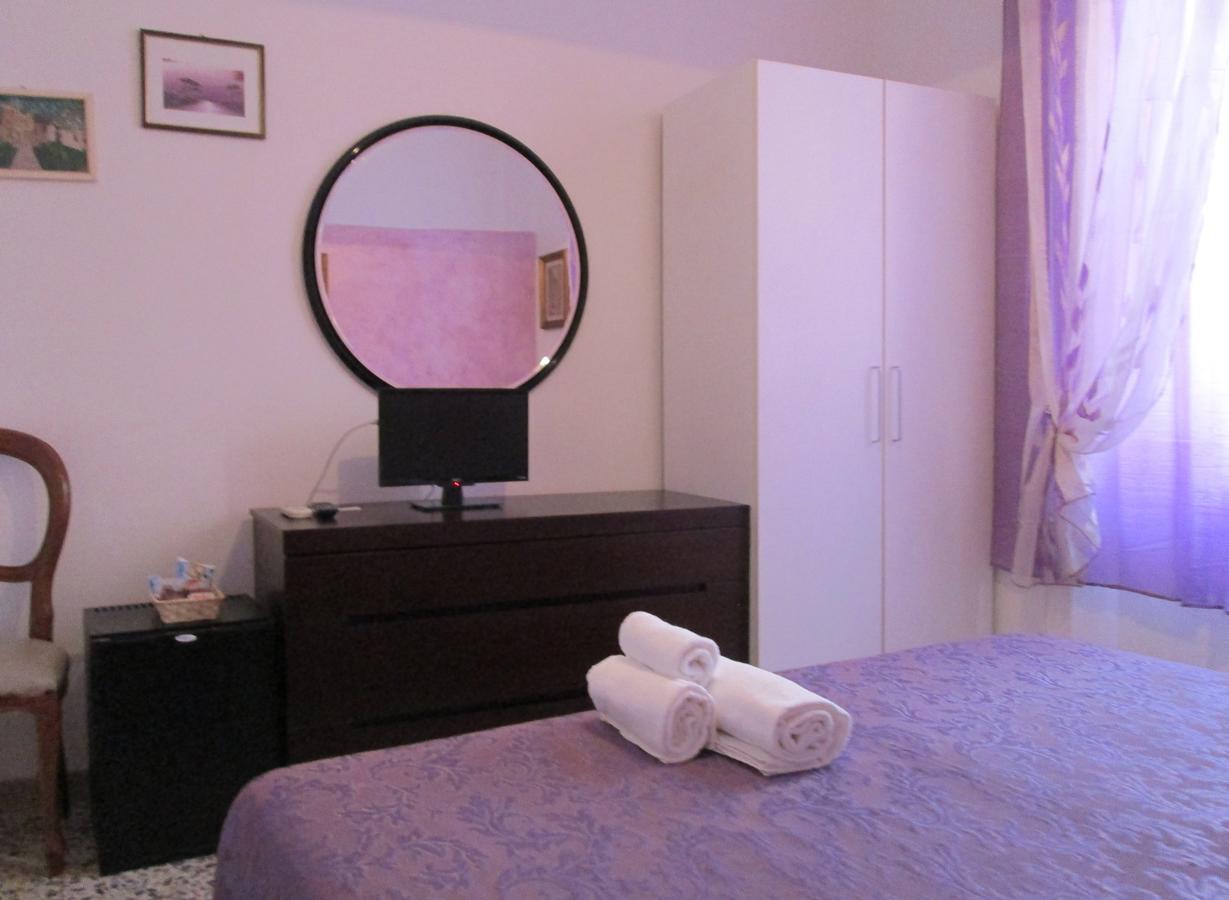 B&B Regina Margherita Piombino Rom bilde