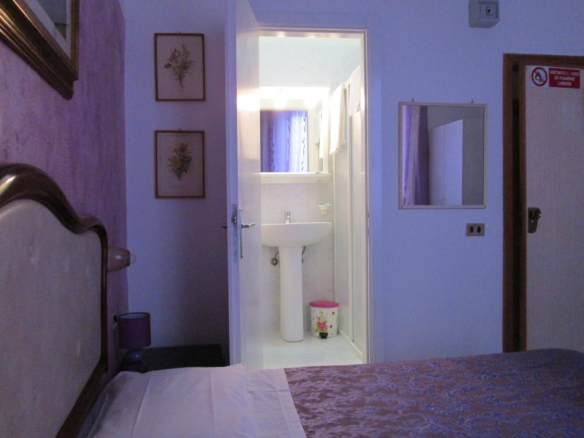 B&B Regina Margherita Piombino Rom bilde